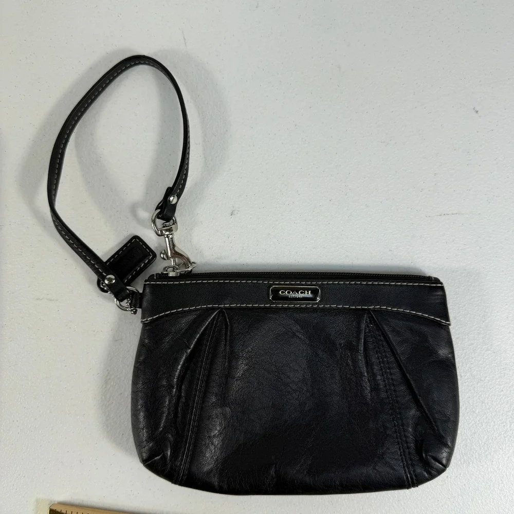 Coach Black Legacy Wristlet Wallet‎ Leather Small Pouch 48179 Designer Festival